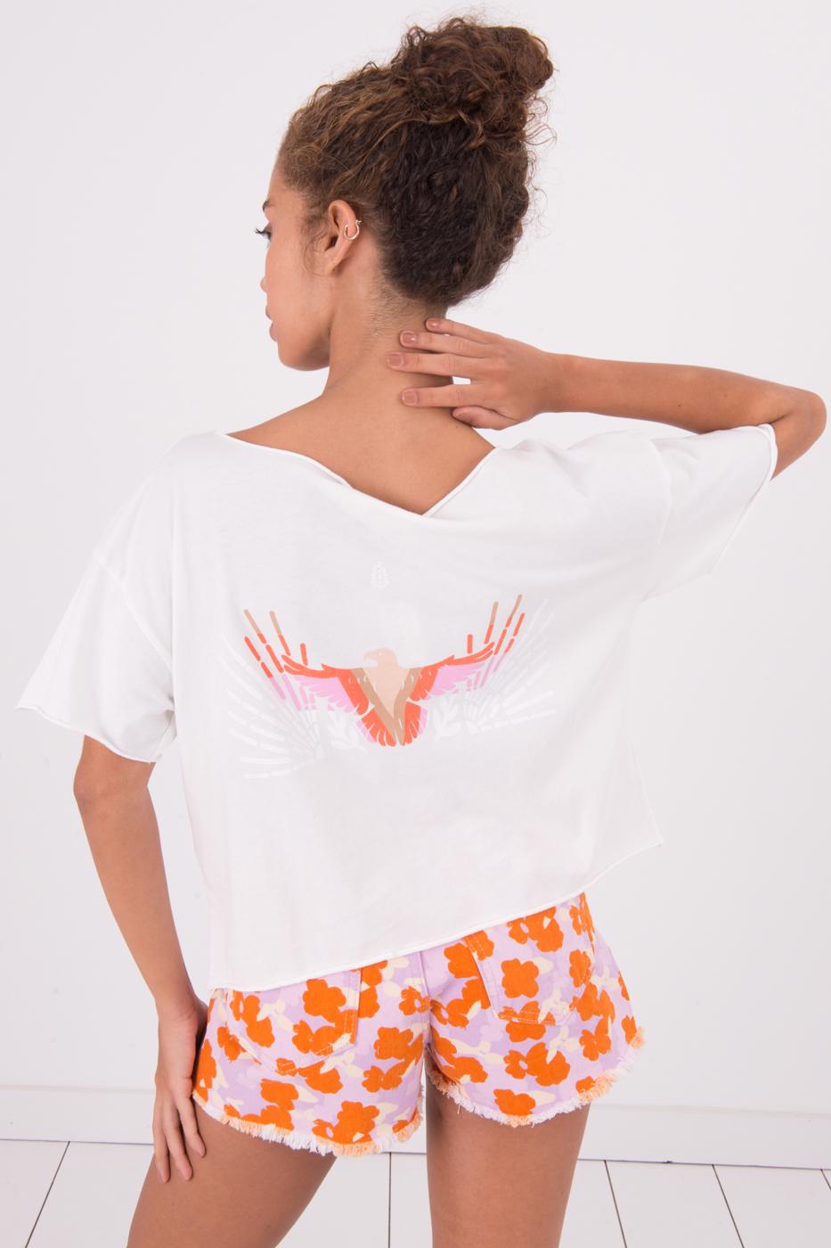 Bayan Ekru Arka Ve Ön Cep Baskı Detaylı Kayık Yaka Tshirt