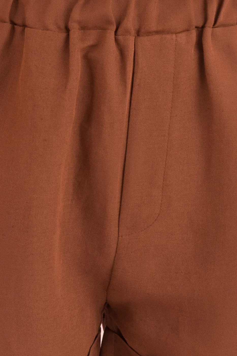 Bayan Kahverengi Bel Lastik Fırfır Detaylı Şort