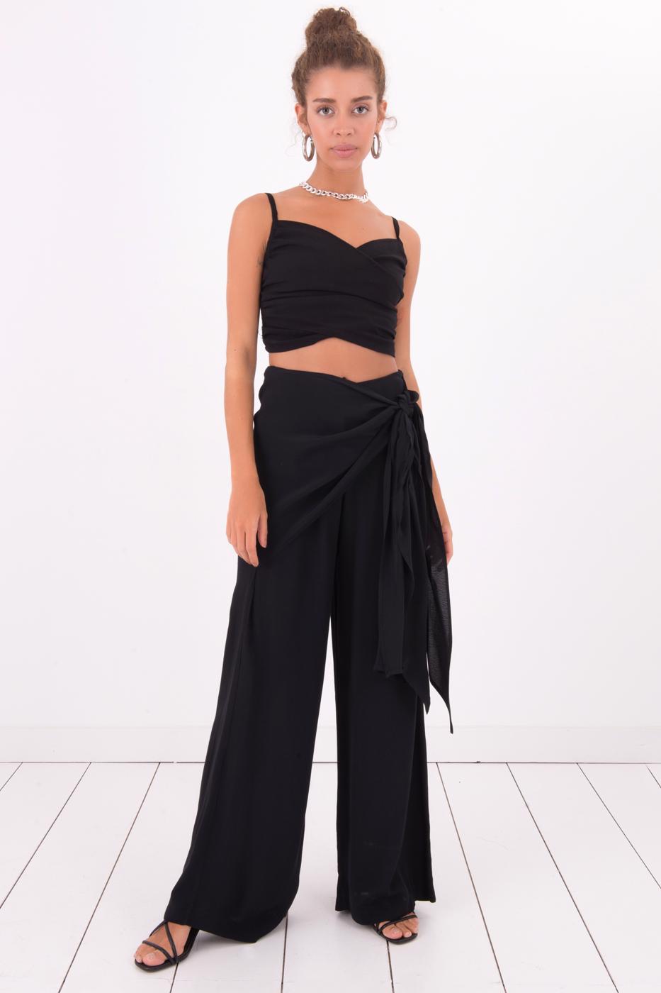 Bayan Siyah Bağlama Detaylı Bol Paça Pantolon