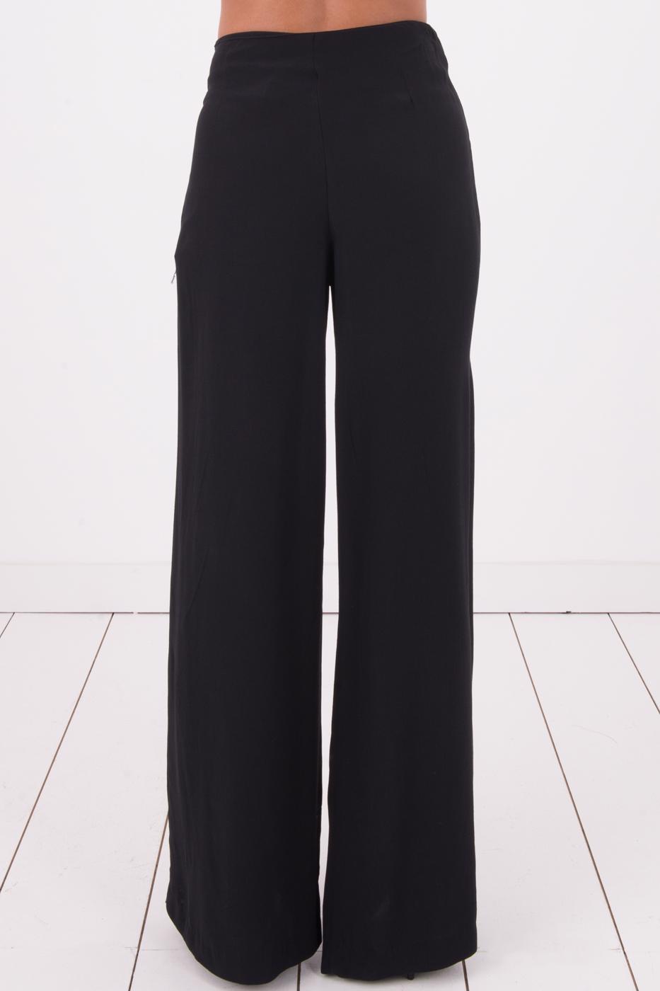 Bayan Siyah Bağlama Detaylı Bol Paça Pantolon