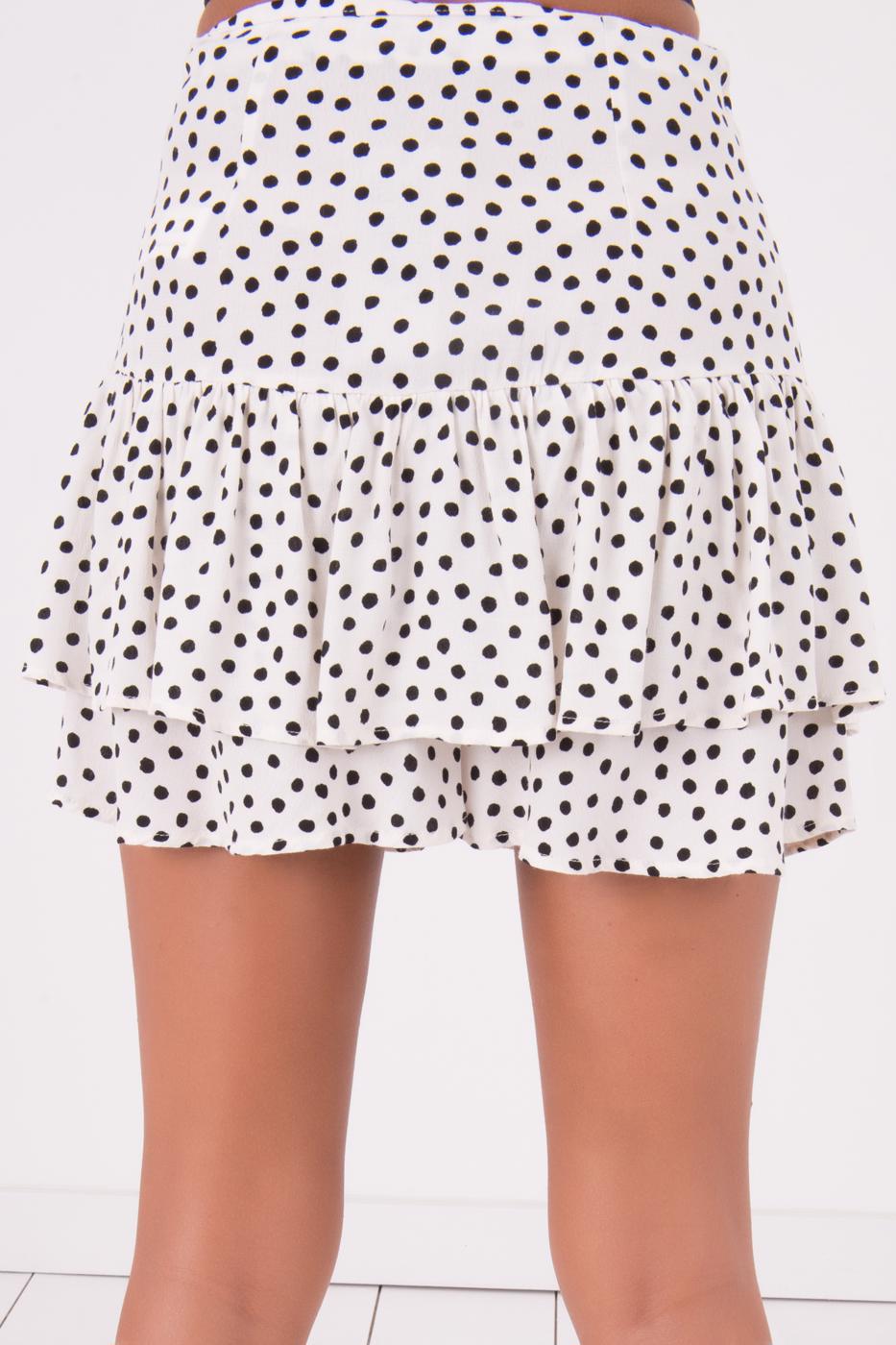 Bayan Ekru Fırfır Detaylı Etek Görünümlü Şort