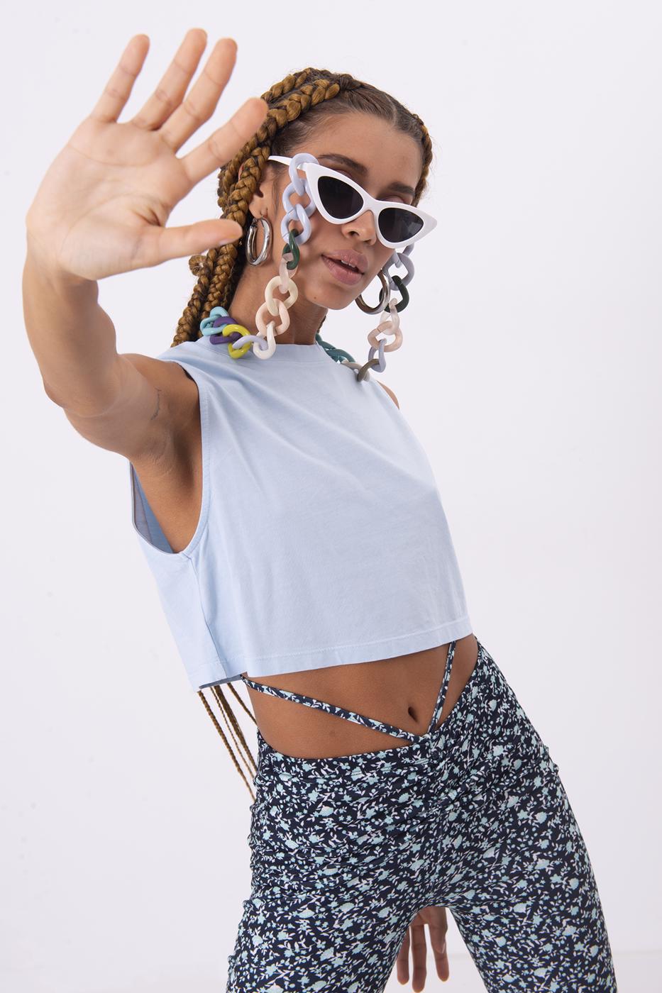 Bayan Mavi Kolsuz Yıkamalı Tişört