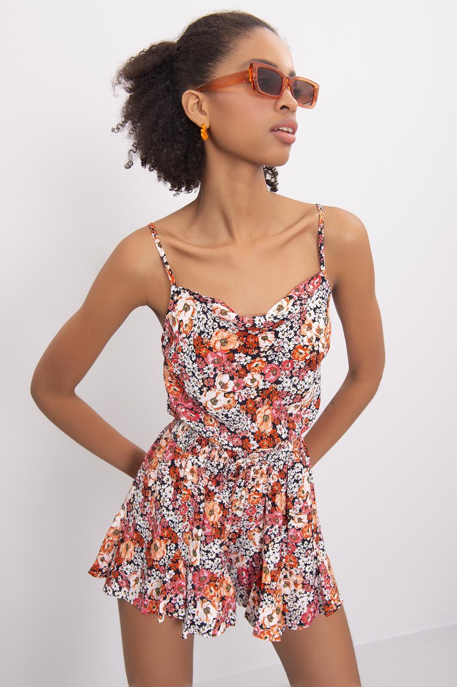 Bayan Oranj Bel Lastik Detaylı Şort