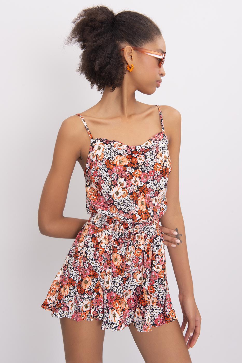 Bayan Oranj Bel Lastik Detaylı Şort