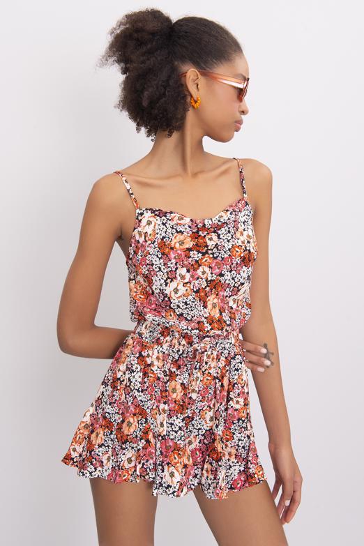 Bayan Oranj Bel Lastik Detaylı Şort - BSL