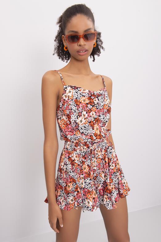 Bayan Oranj Bel Lastik Detaylı Şort - BSL