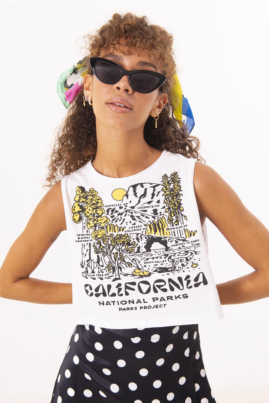 Bayan Beyaz Ön Baskı Detaylı Kolsuz Bluz