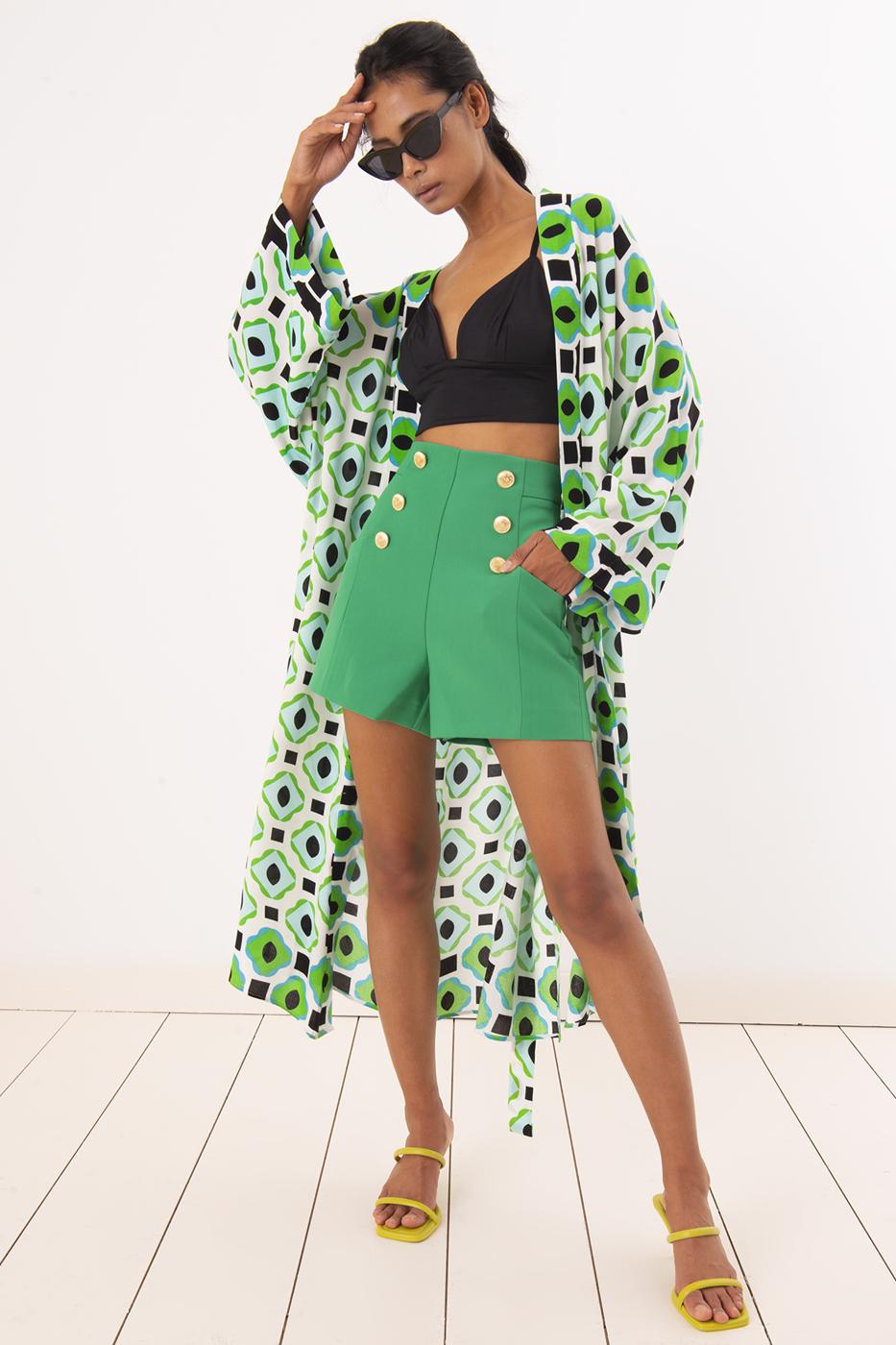 Bayan Yeşil Düğme Detaylı Şort