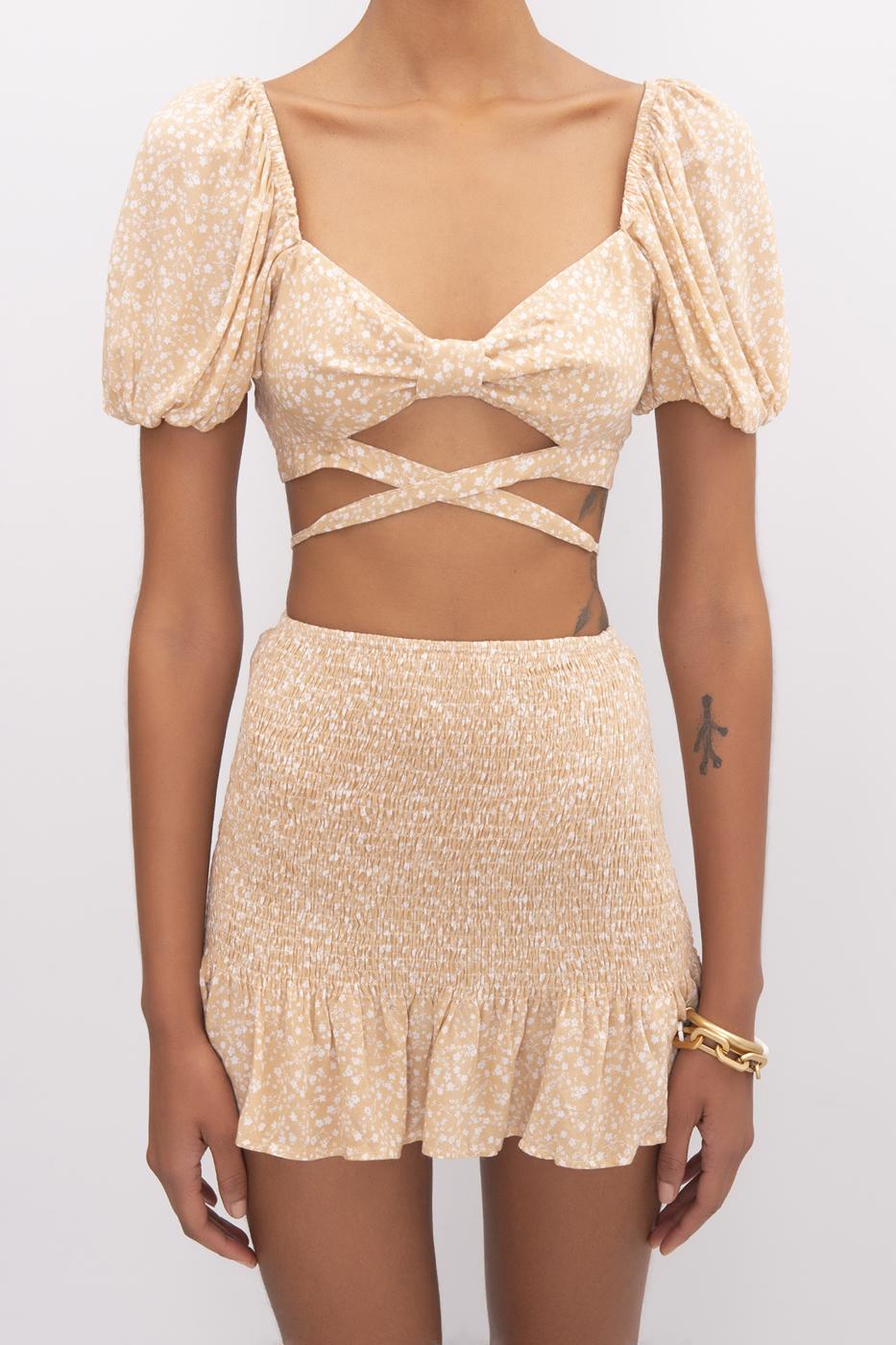 Bayan Bej Kısa Balon Kol Bel Çapraz Bağlama Detaylı Bluz