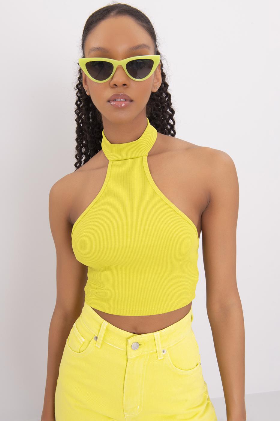 Bayan Yeşil Dik Yakalı Sırt Dekolte Detaylı Büstiyer