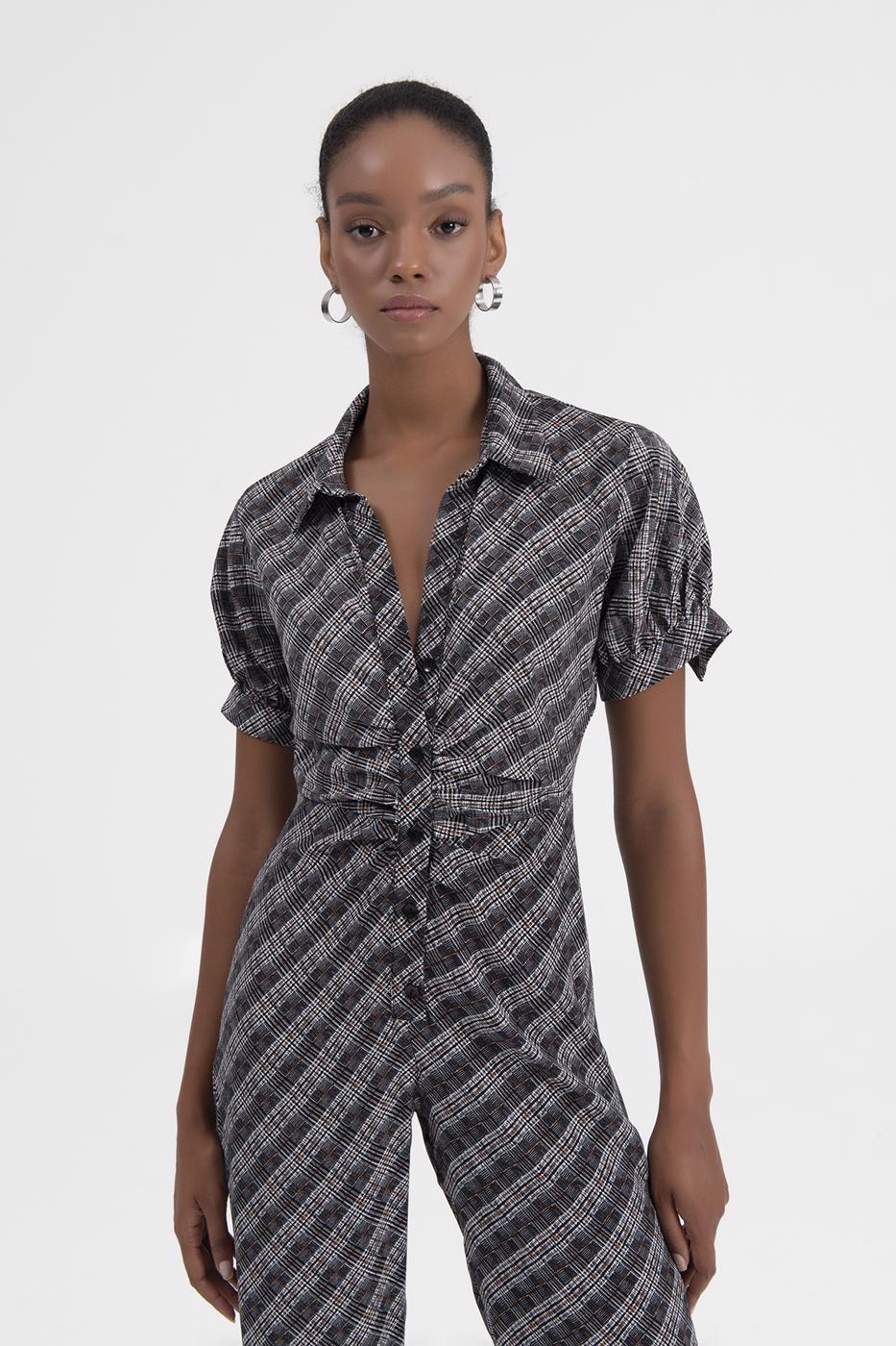 Bayan Siyah Gömlek Yaka Kısa Kollu Tulum