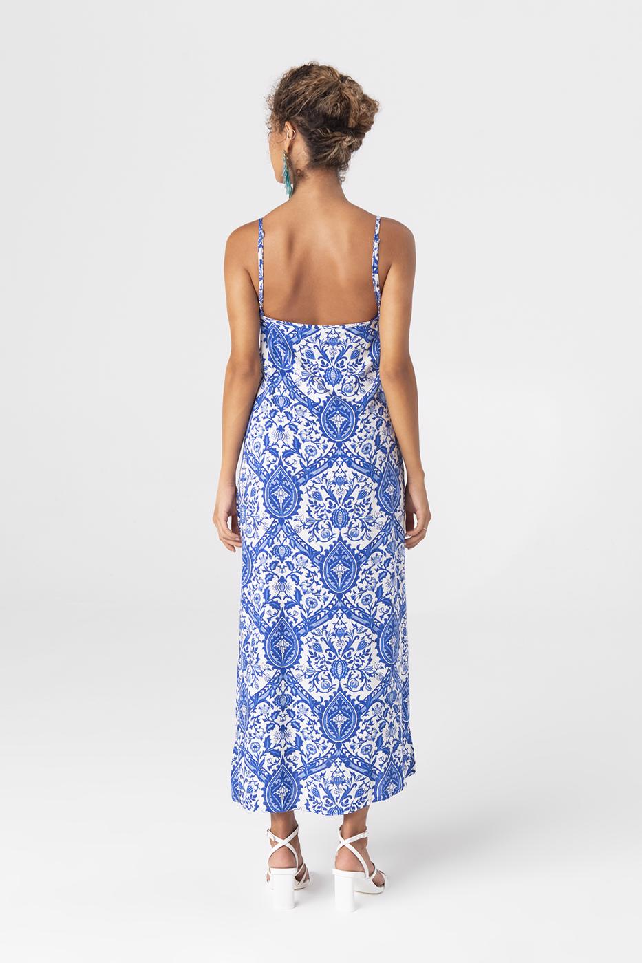 Bayan Mavi Askılı Yırtmaçlı Midi Boy Elbise