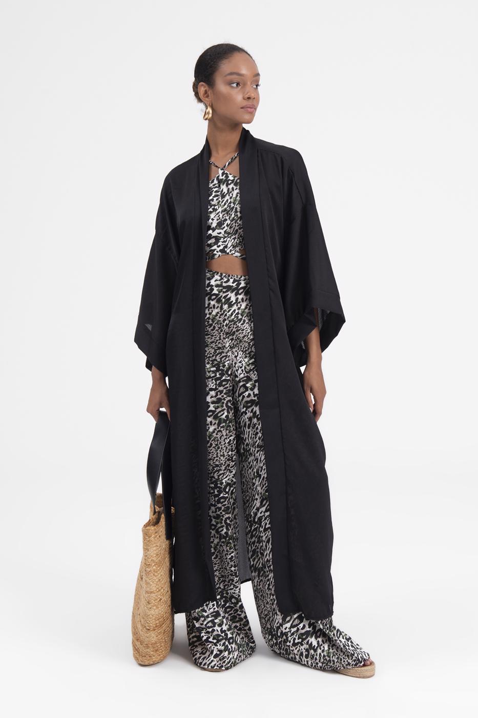 Bayan Siyah Kemer Detaylı Yarasa Kol Kimono