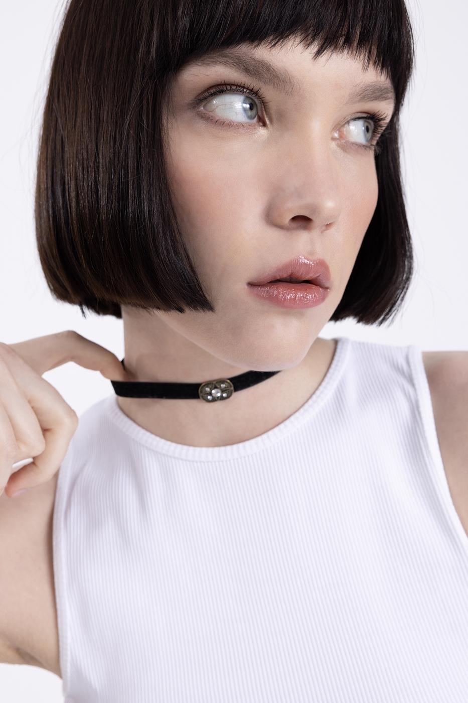 Bayan Beyaz Sırt Pencereli Crop Body