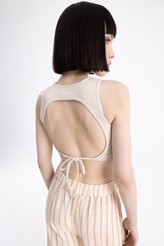 Bayan Bej Sırt Pencereli Crop Body - BSL