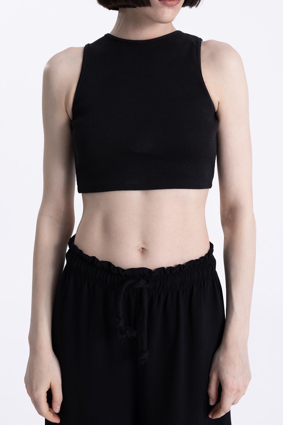 Bayan Siyah Sırt Pencereli Crop Body