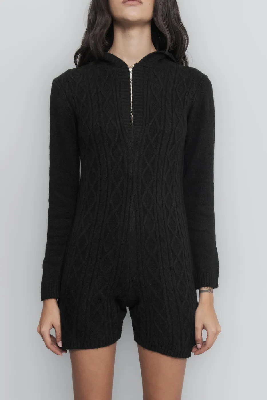 Bayan Siyah Kapüşon Detaylı Triko Mini Tulum