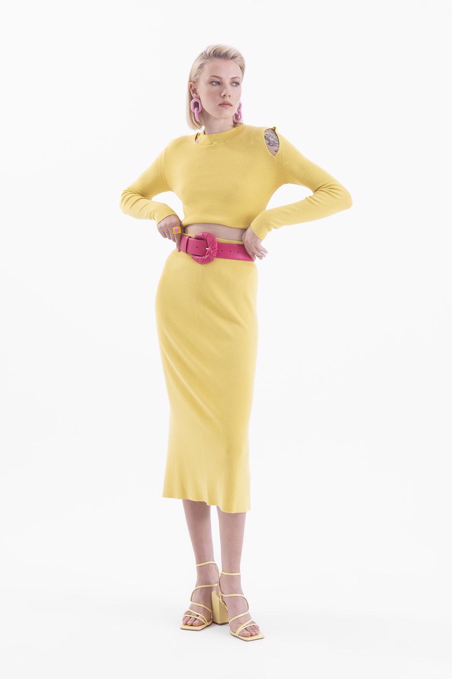 Bayan Yeşil Tek Yırtmaçlı Midi Triko Kalem Etek