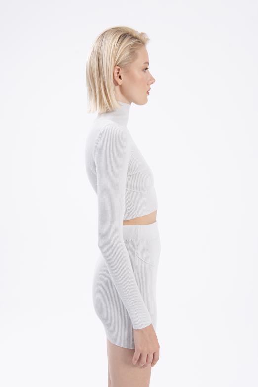 Bayan Gri Dik Yakalı Crop Triko Bluz - BSL