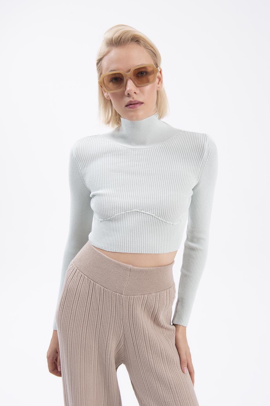 Bayan Yeşil Dik Yakalı Crop Triko Bluz