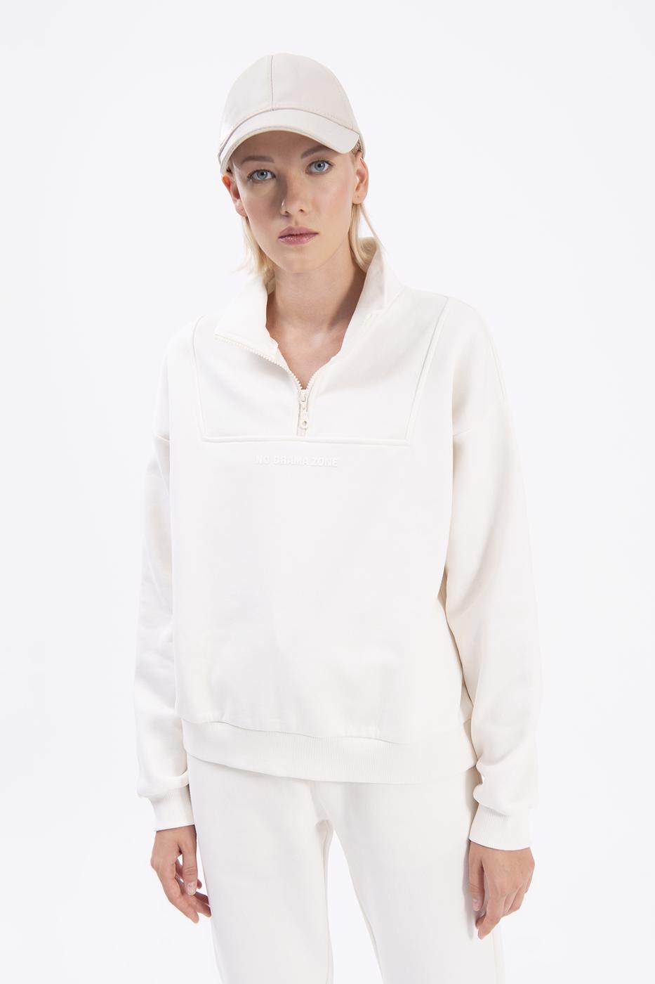 Bayan Ekru Dik Kapalı Sweatshırt