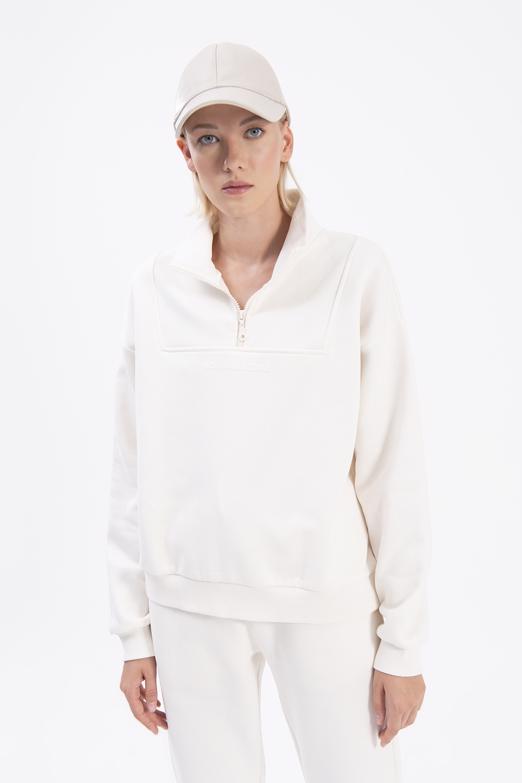 Bayan  Dik Kapalı Sweatshırt