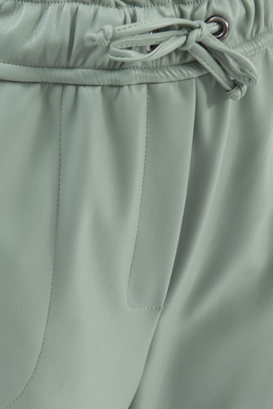 Bayan Yeşil Beli Lastikli Düz Kesim Deri Pantolon