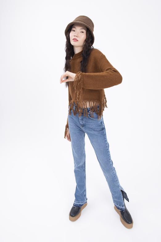 Bayan Kahverengi Etek Püskül Detaylı Triko Kazak - BSL