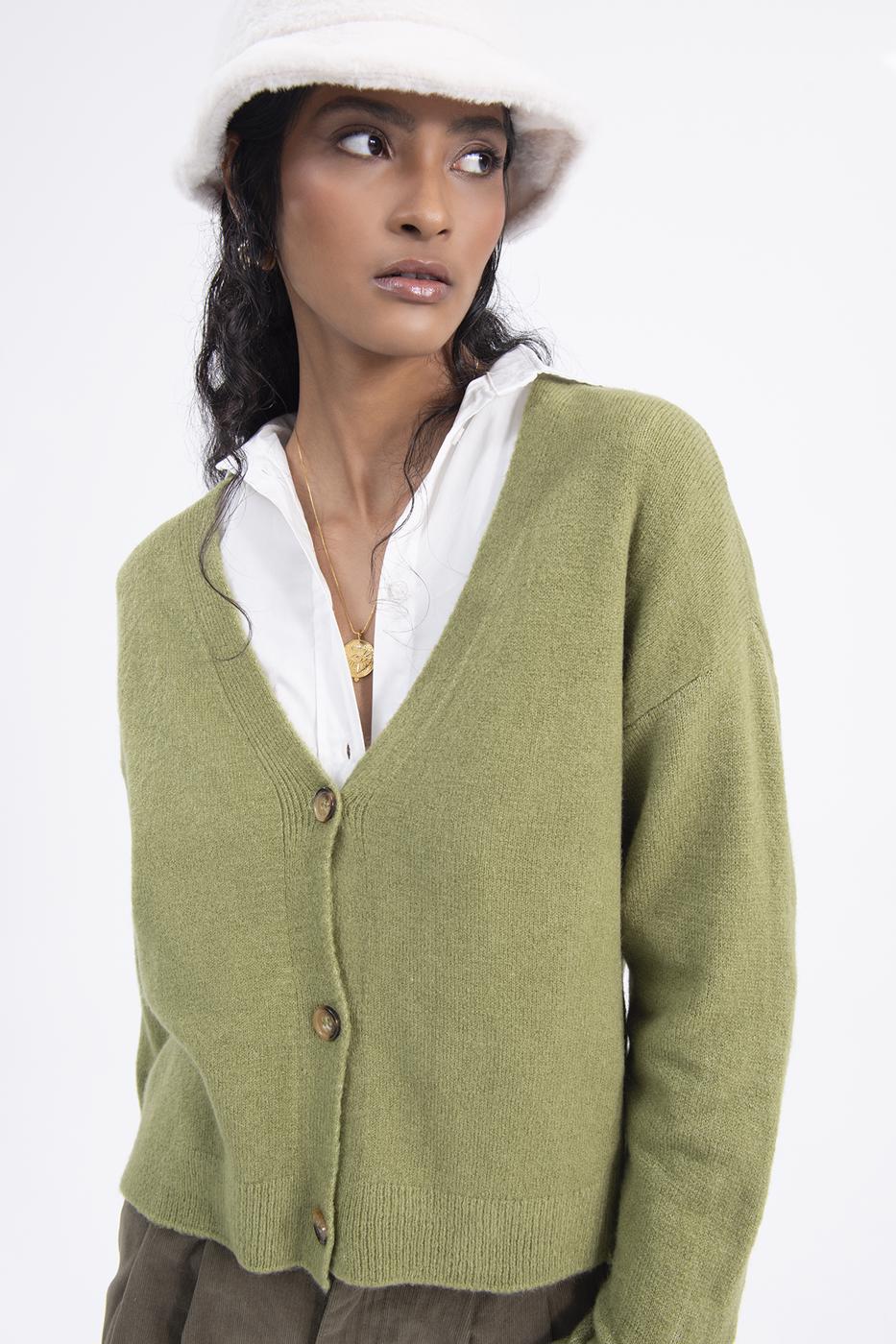 Bayan Yeşil V Yakalı Triko Hırka