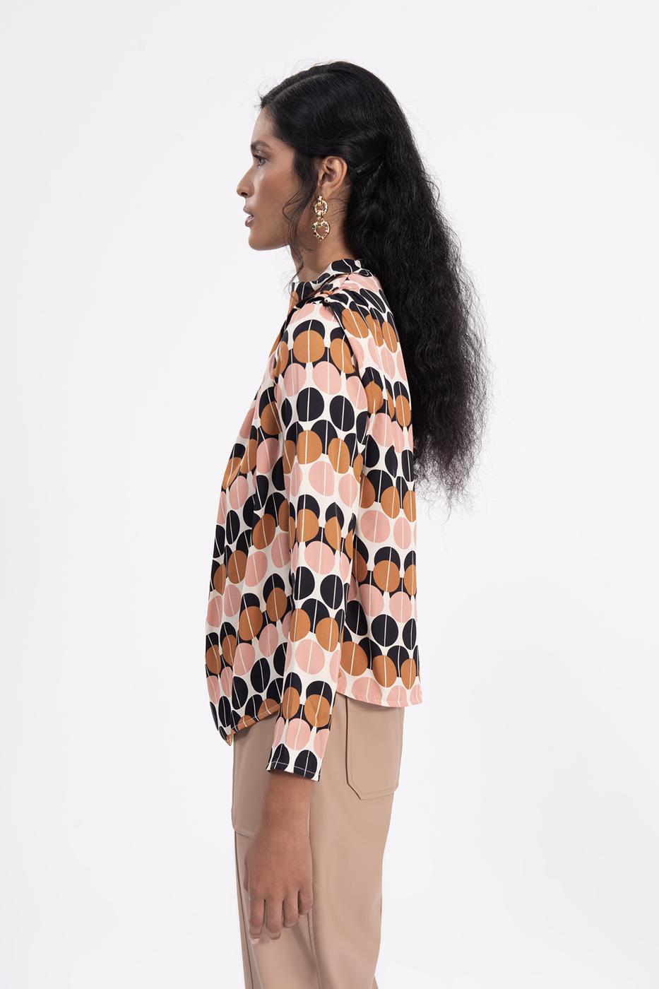 Bayan Ekru Degaje Yaka Bluz