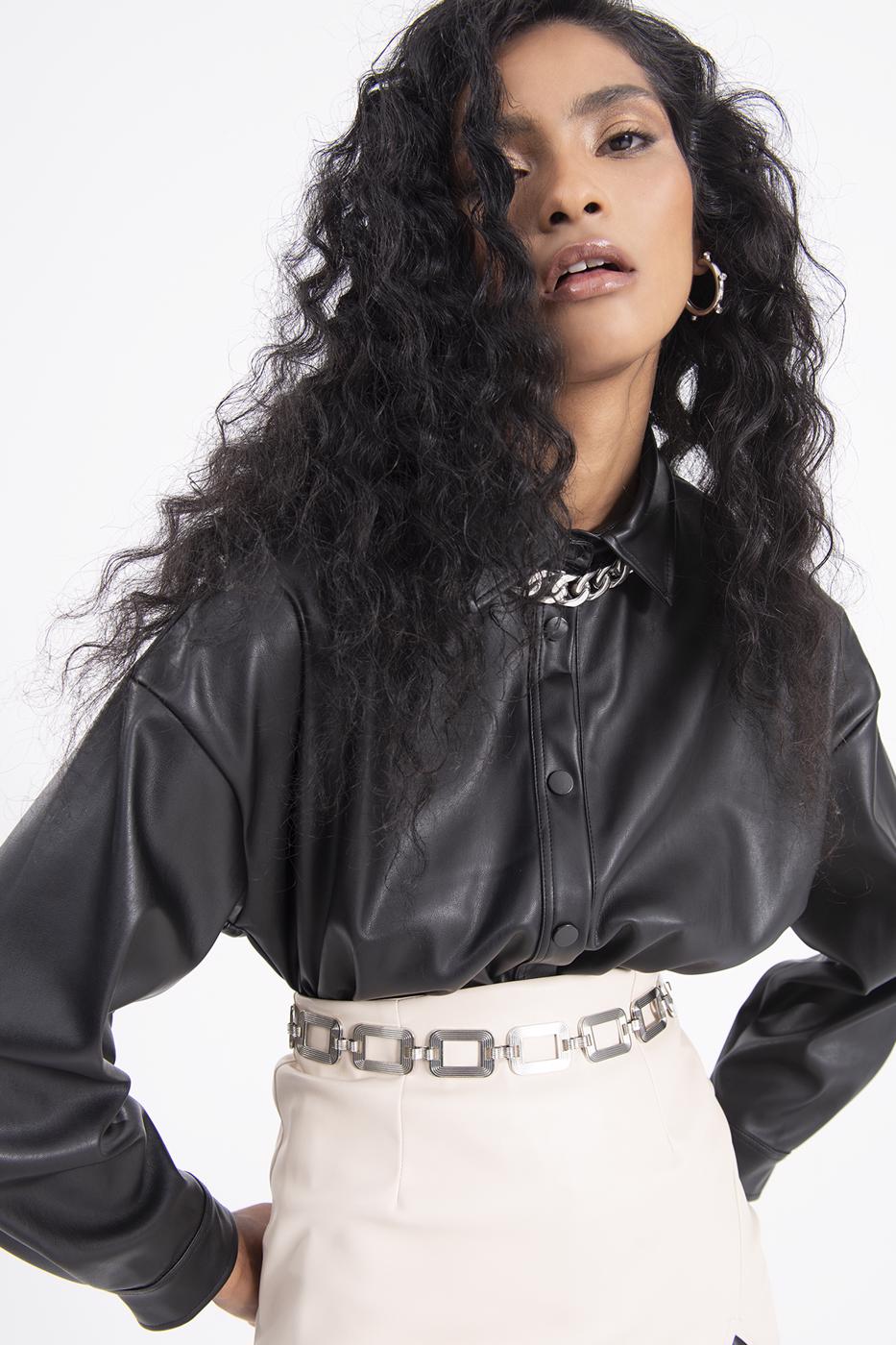 Bayan Siyah Oversize Deri Gömlek