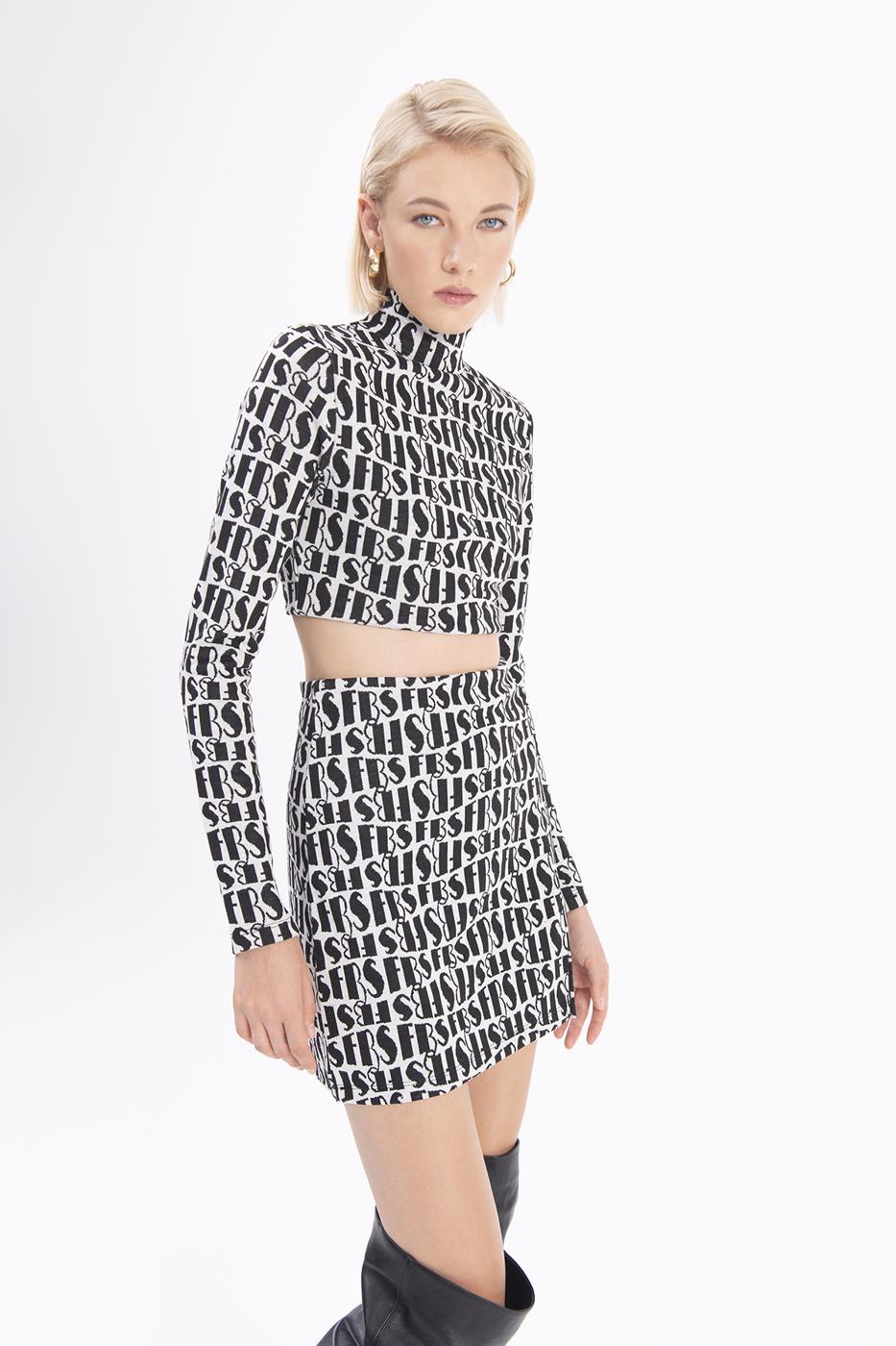 Bayan Beyaz Yırtmaçlı Mini Etek