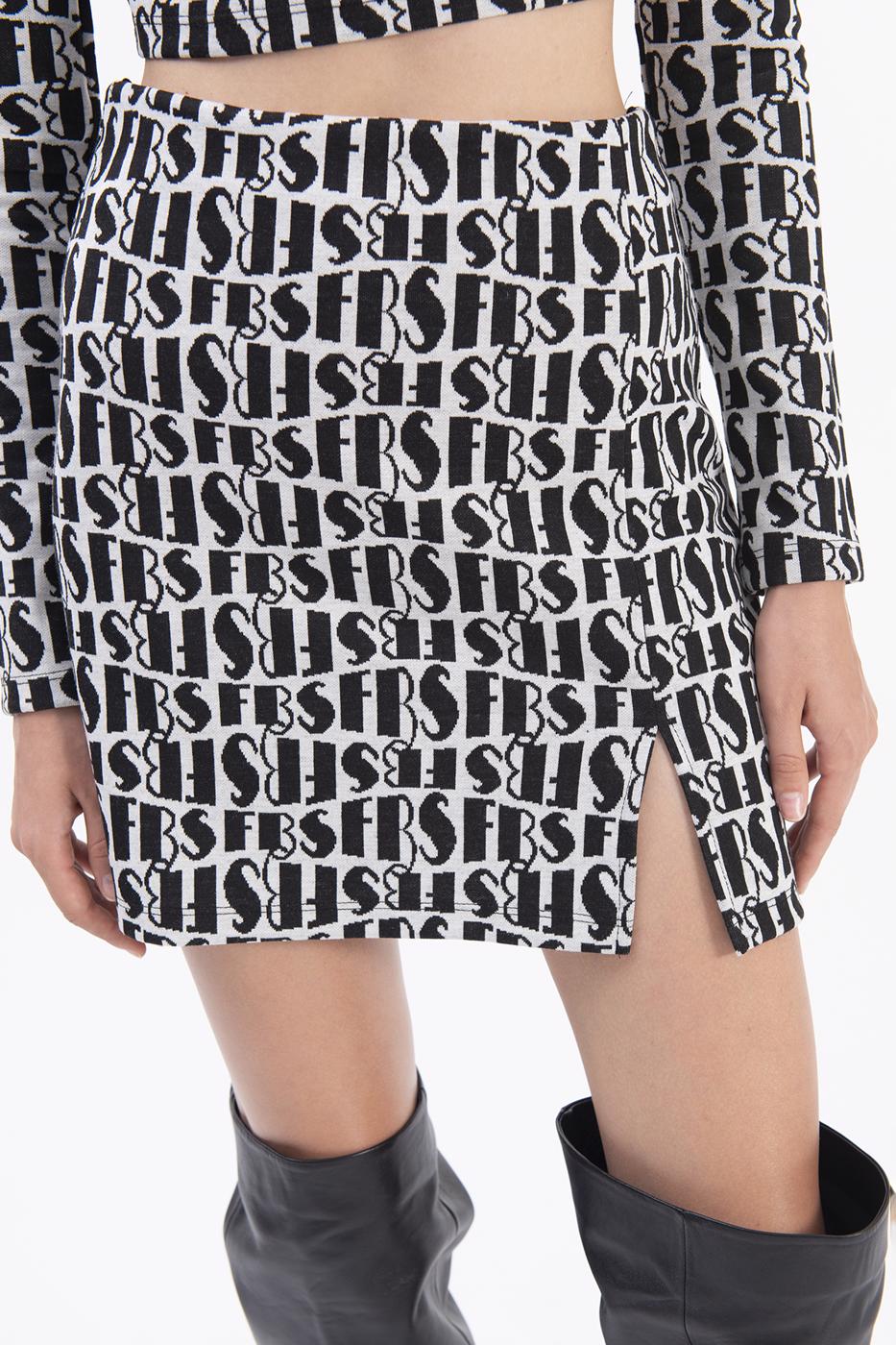 Bayan Beyaz Yırtmaçlı Mini Etek