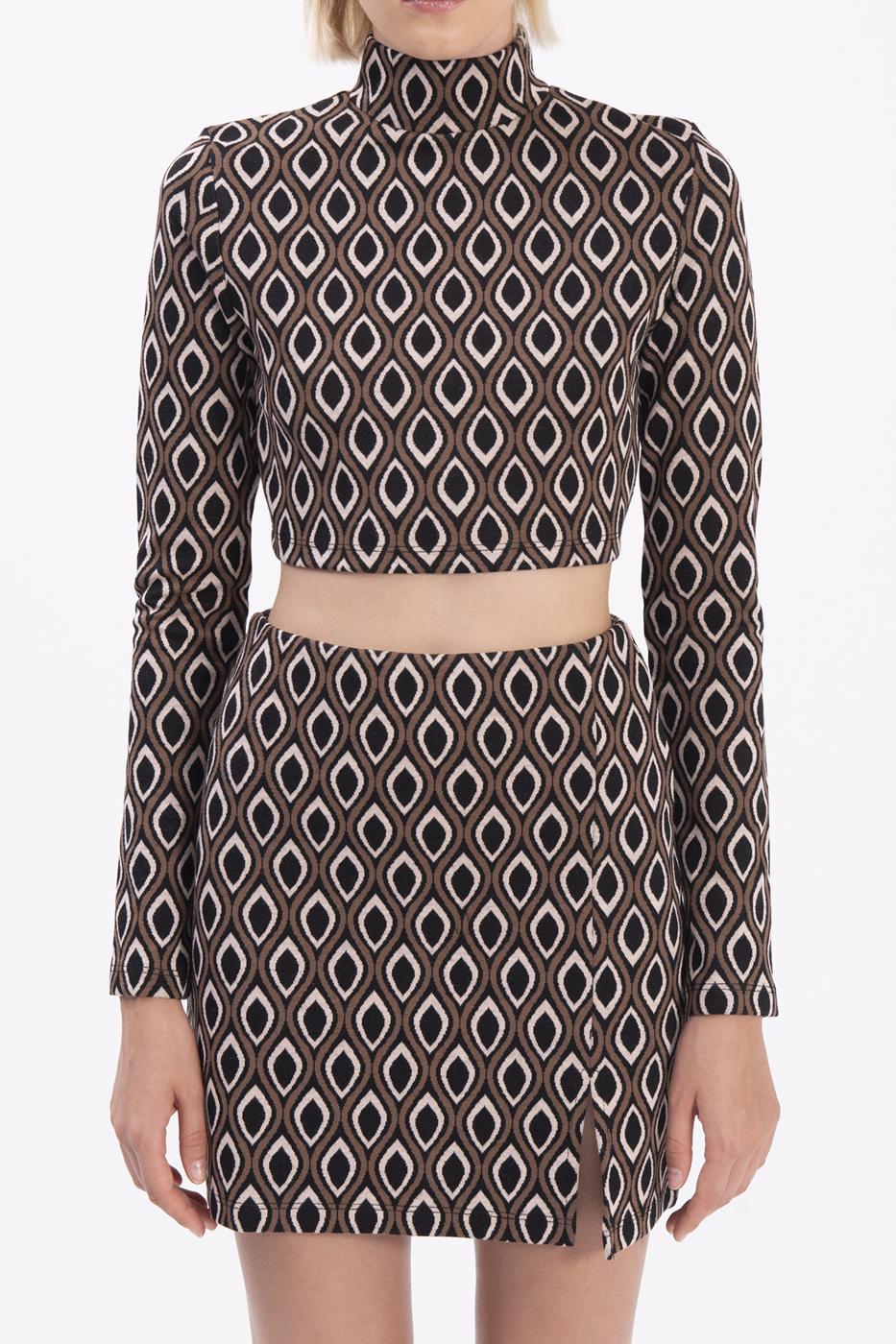 Bayan Kahverengi Dik Yakalı Crop Top