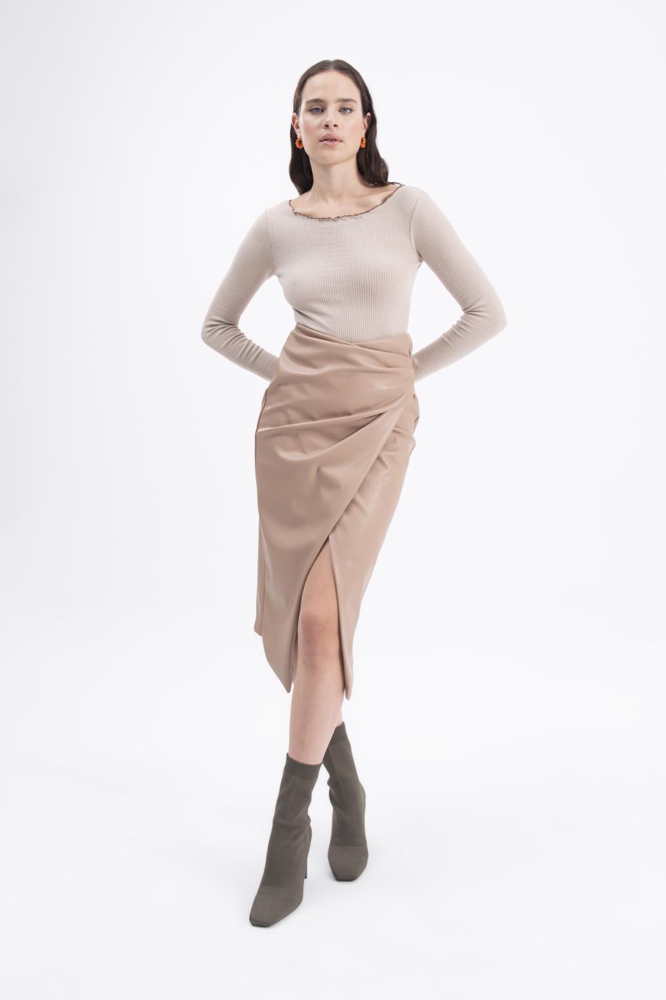 Bayan Bej Drapeli Suni Deri Midi Etek