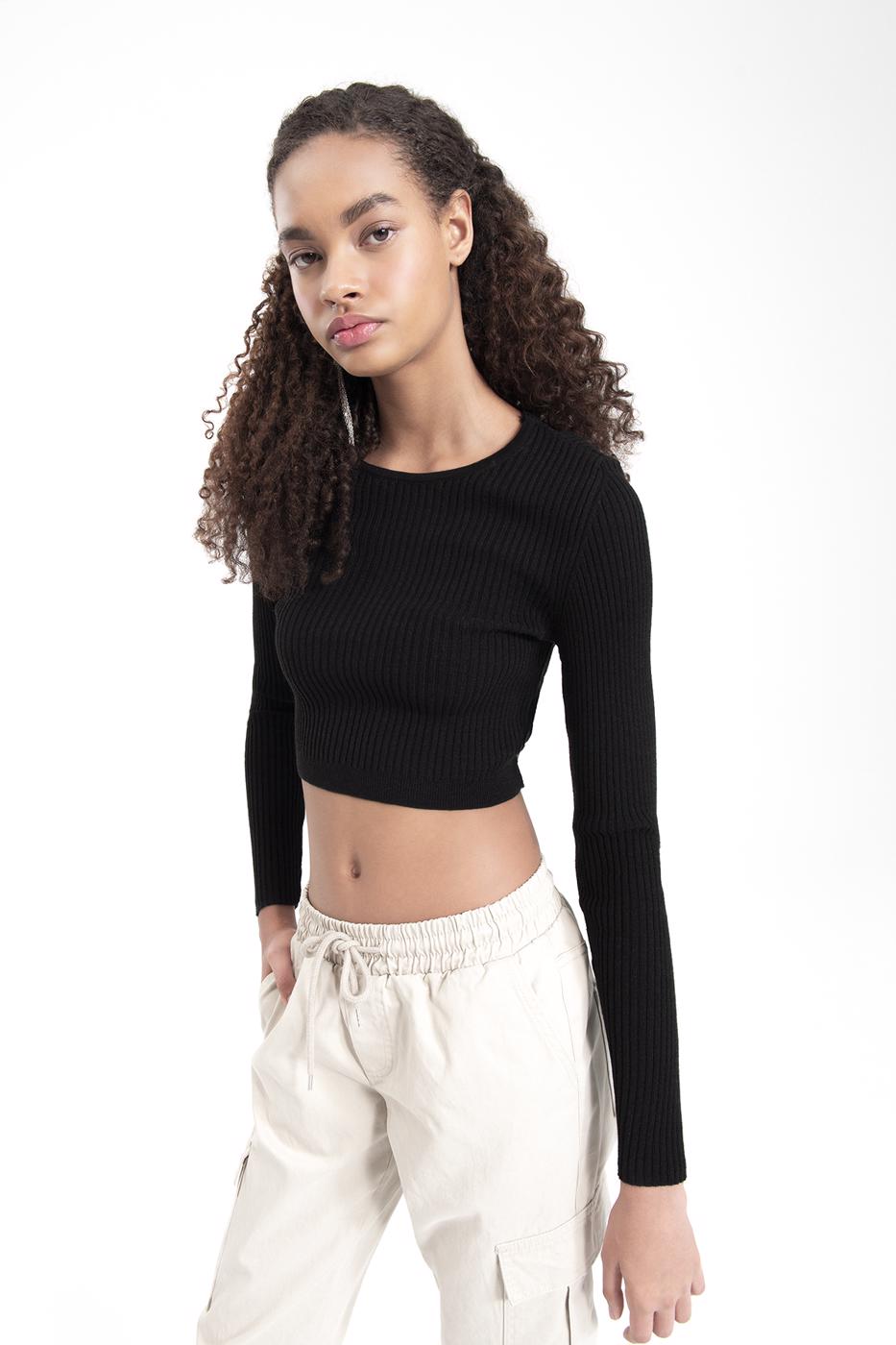 Bayan Siyah Sırt Çapraz Bağlamalı Crop Triko Top
