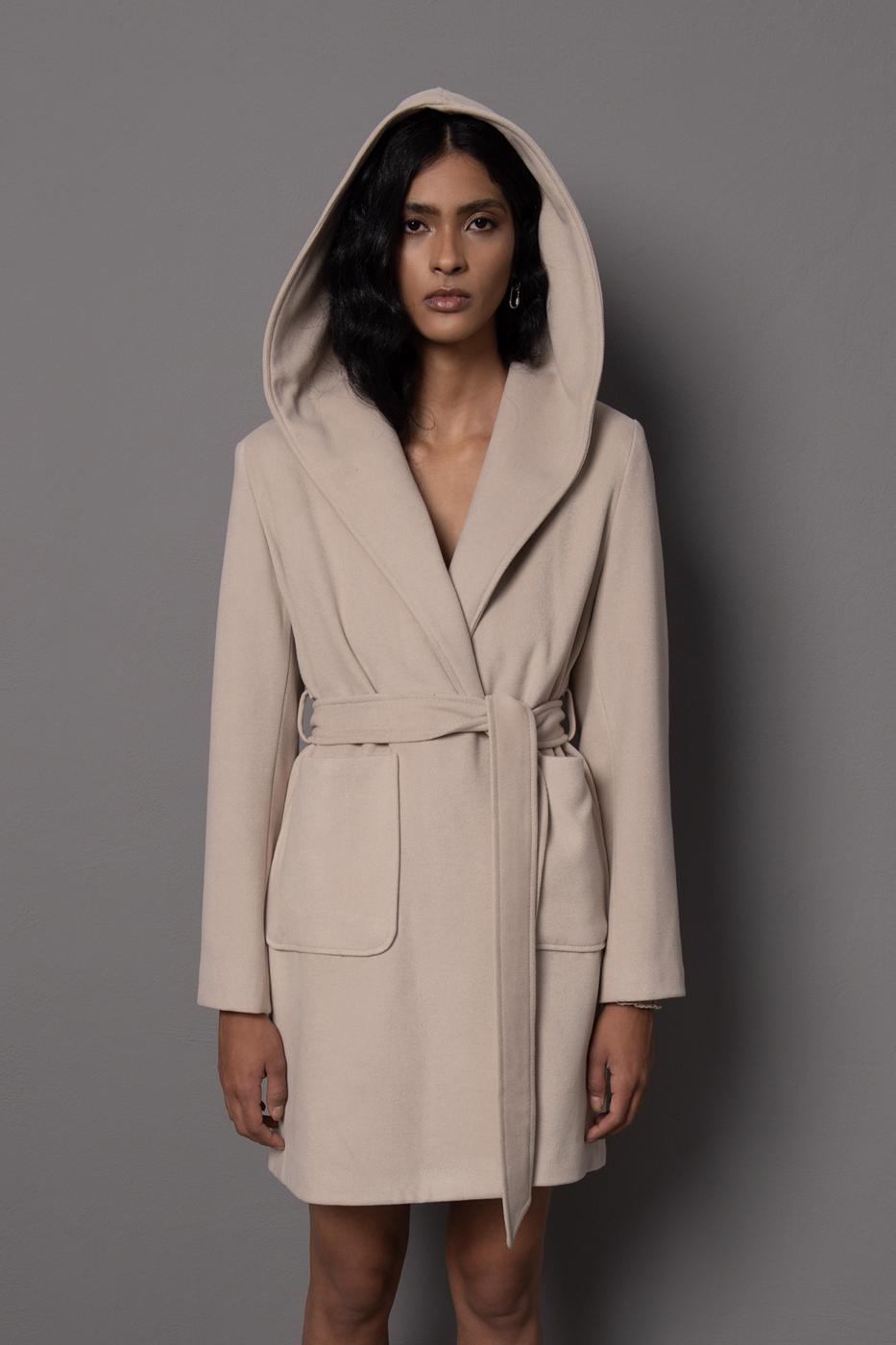 Bayan Bej Kapüşonlu Kaban