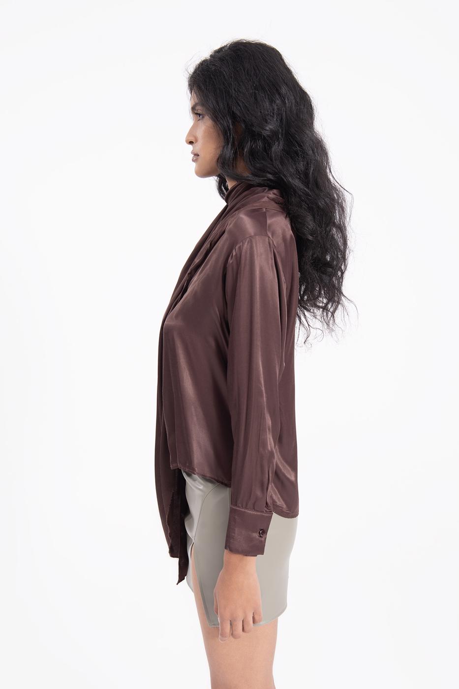 Bayan Kahverengi Yaka Detaylı Saten Gömlek