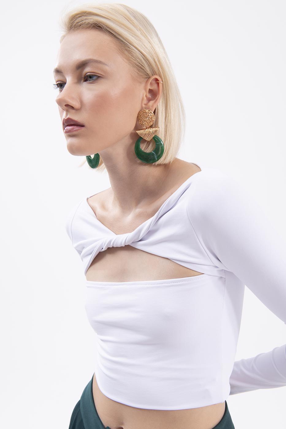 Bayan Beyaz Yaka Burgulu Top