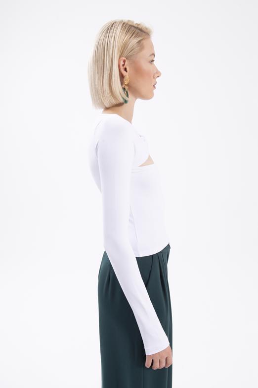 Bayan Beyaz Yaka Burgulu Top - BSL