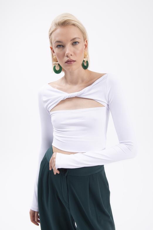 Bayan Beyaz Yaka Burgulu Top - BSL
