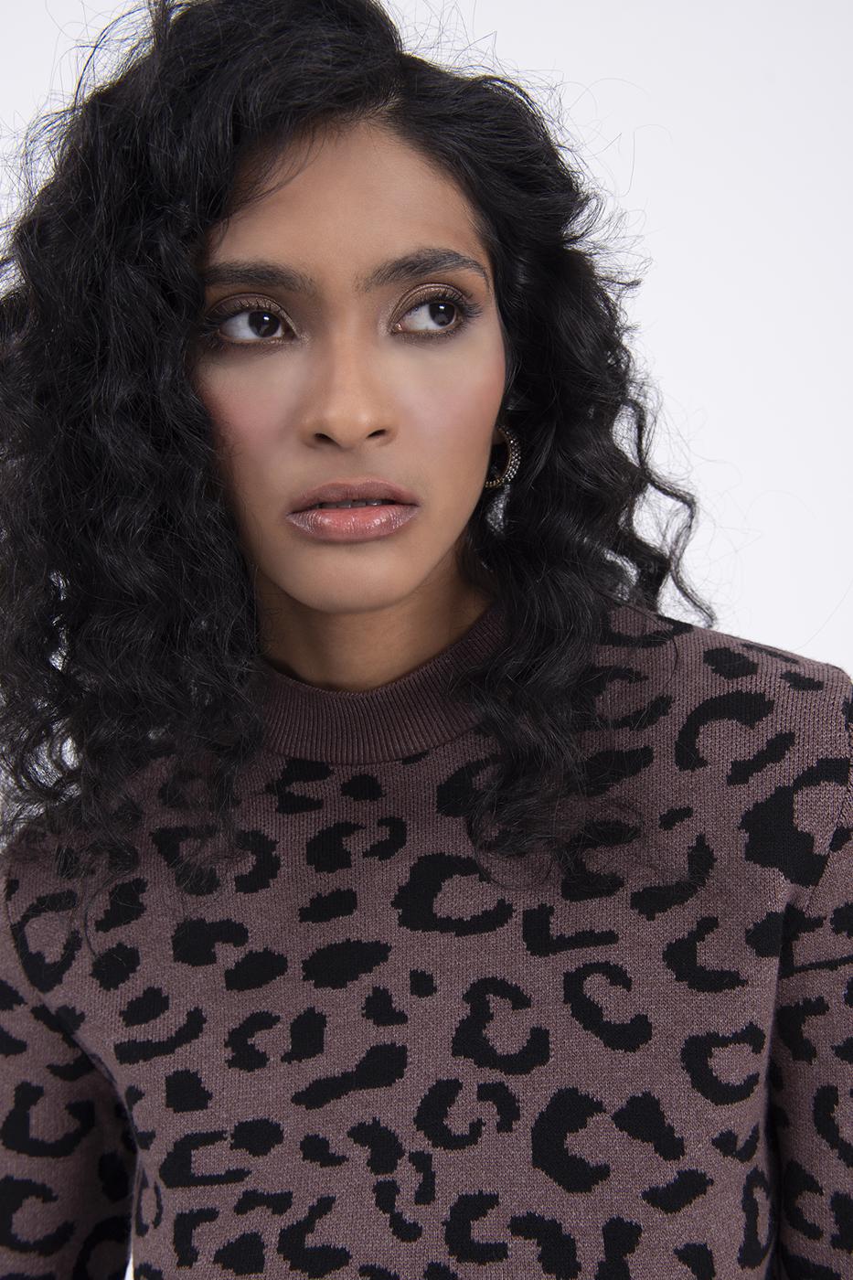 Bayan Kahverengi Desenli Triko Top