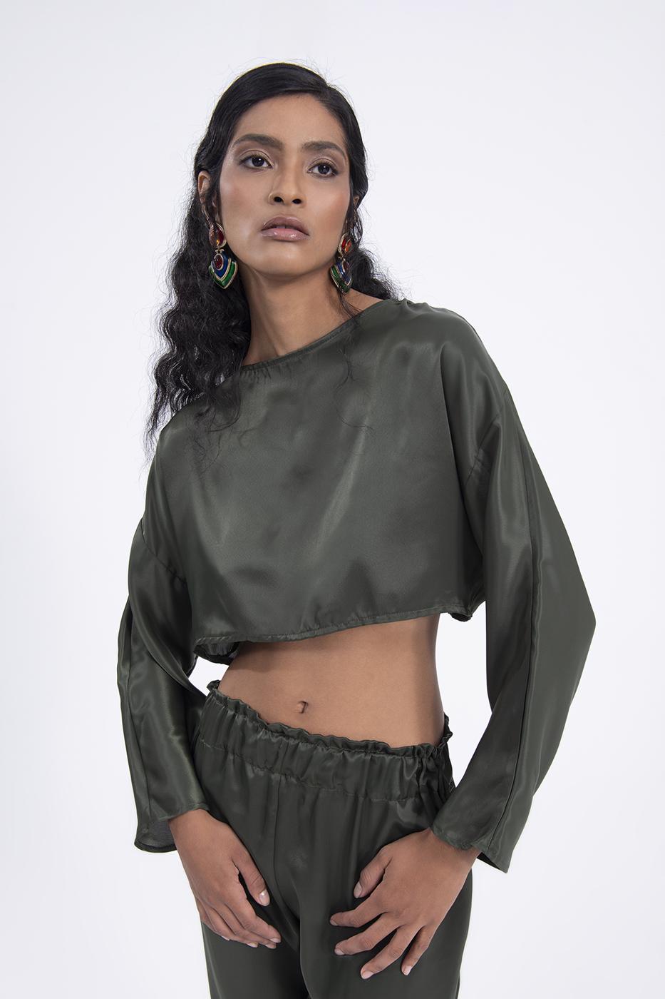 Bayan Haki Kayık Yaka Saten Bluz