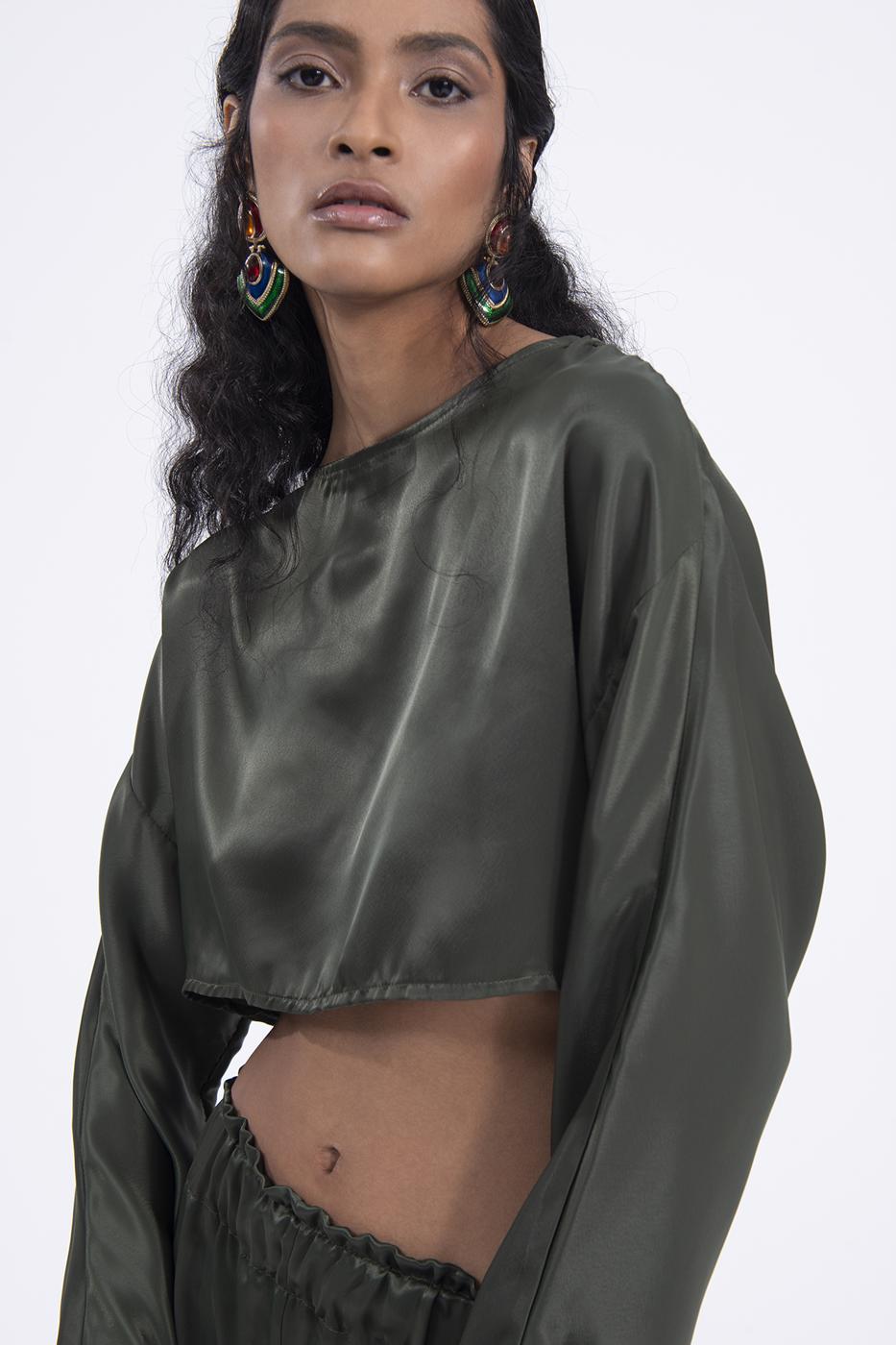 Bayan Haki Kayık Yaka Saten Bluz