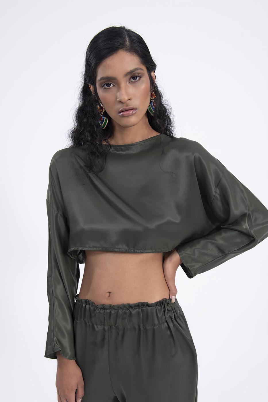 Bayan Haki Kayık Yaka Saten Bluz