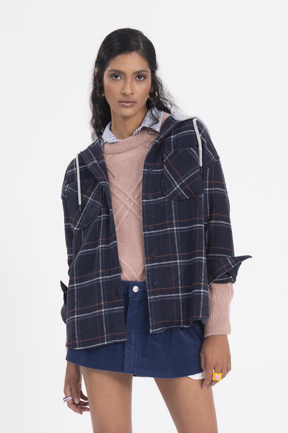 Bayan Lacivert Kapüşonlu Ekoseli Kalın Gömlek Ceket