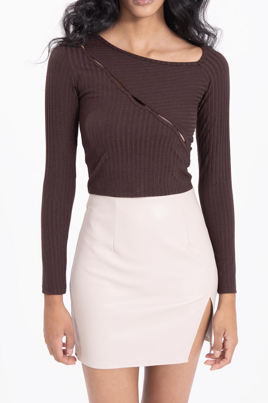 Bayan Kahverengi Asimetrik Yaka Detaylı Crop Top