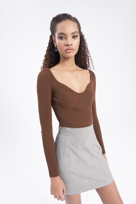 Bayan Kahverengi Göğüs Dekolteli Triko Crop Top - BSL