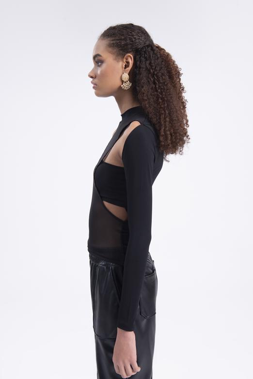 Bayan Siyah Ön Parça Tül Detaylı Top - BSL