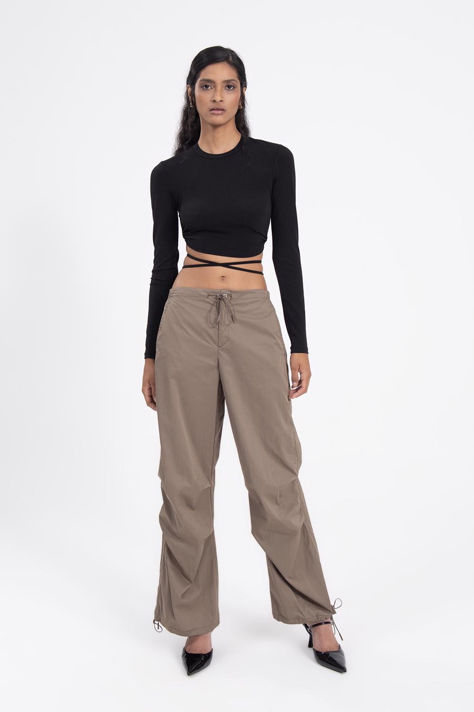 Bayan Haki Düşük Bel Paraşüt Kargo Pantolon